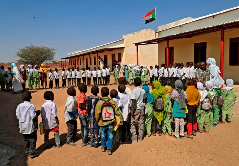 TOPSHOT-SUDAN-DARFUR-RETURN