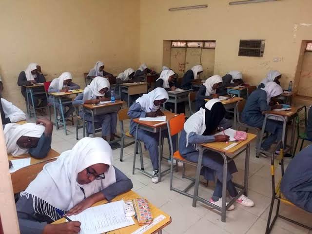 امتحانات