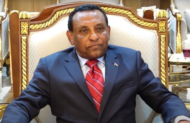 كامل ادريس